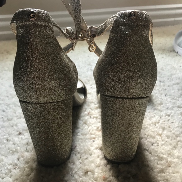 Size 9.5 Women’s Guess Strap Heels!! - Picture 3 of 5